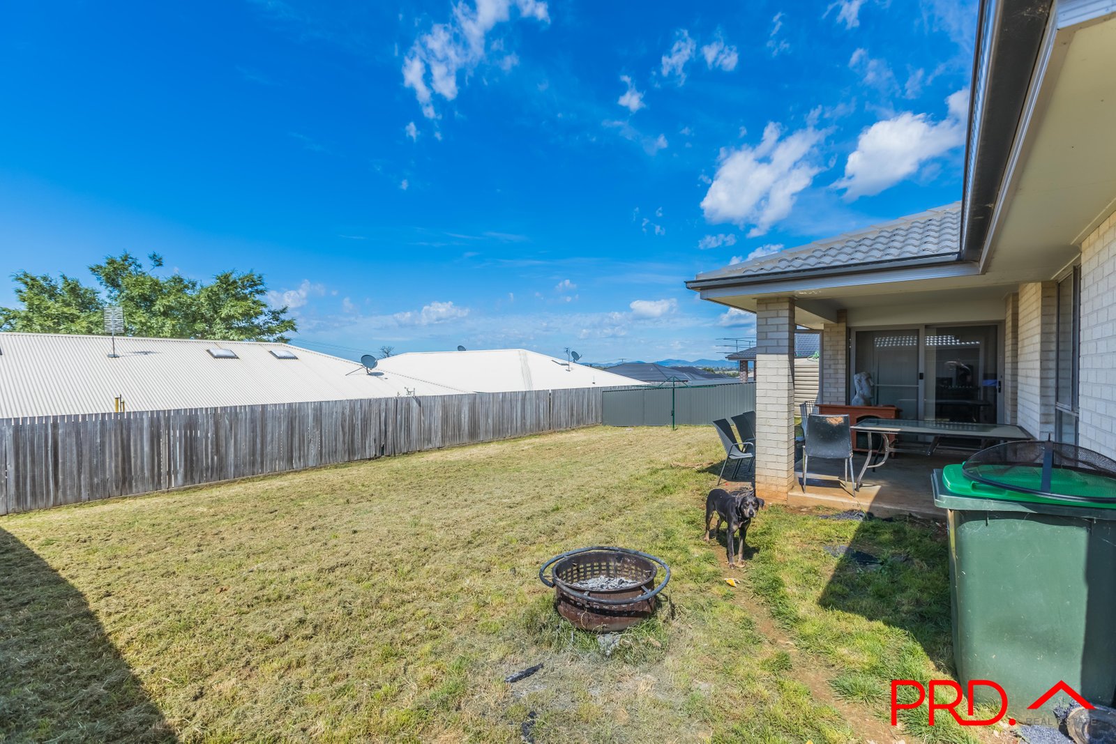 12 Francis Avenue TAMWORTH 11