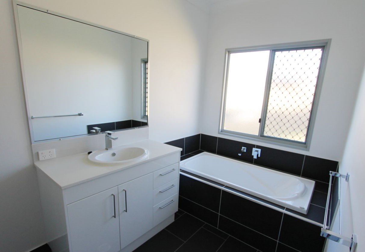 12 Franklin Court NEW AUCKLAND 4