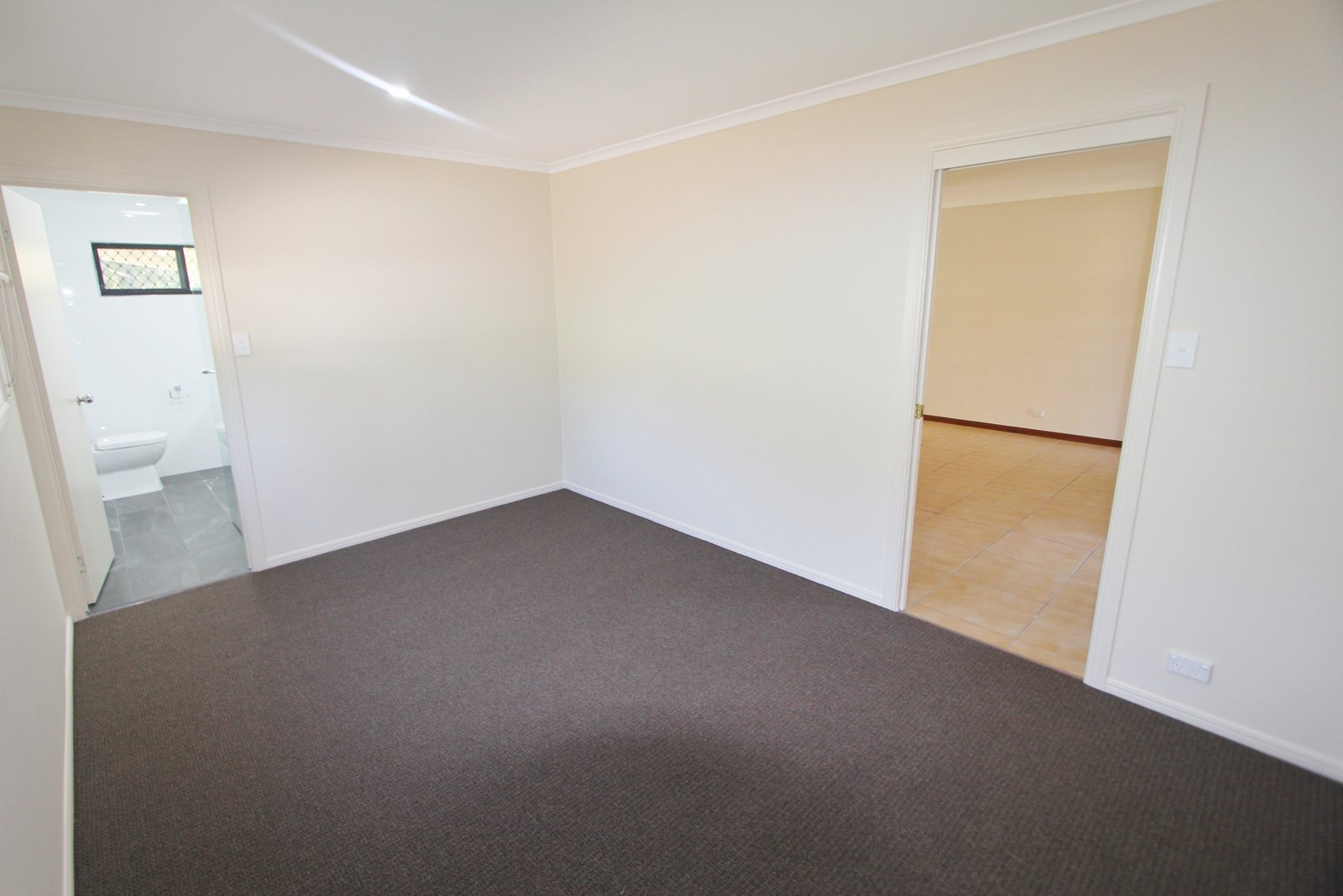 12 Freda Street ASHMORE 7