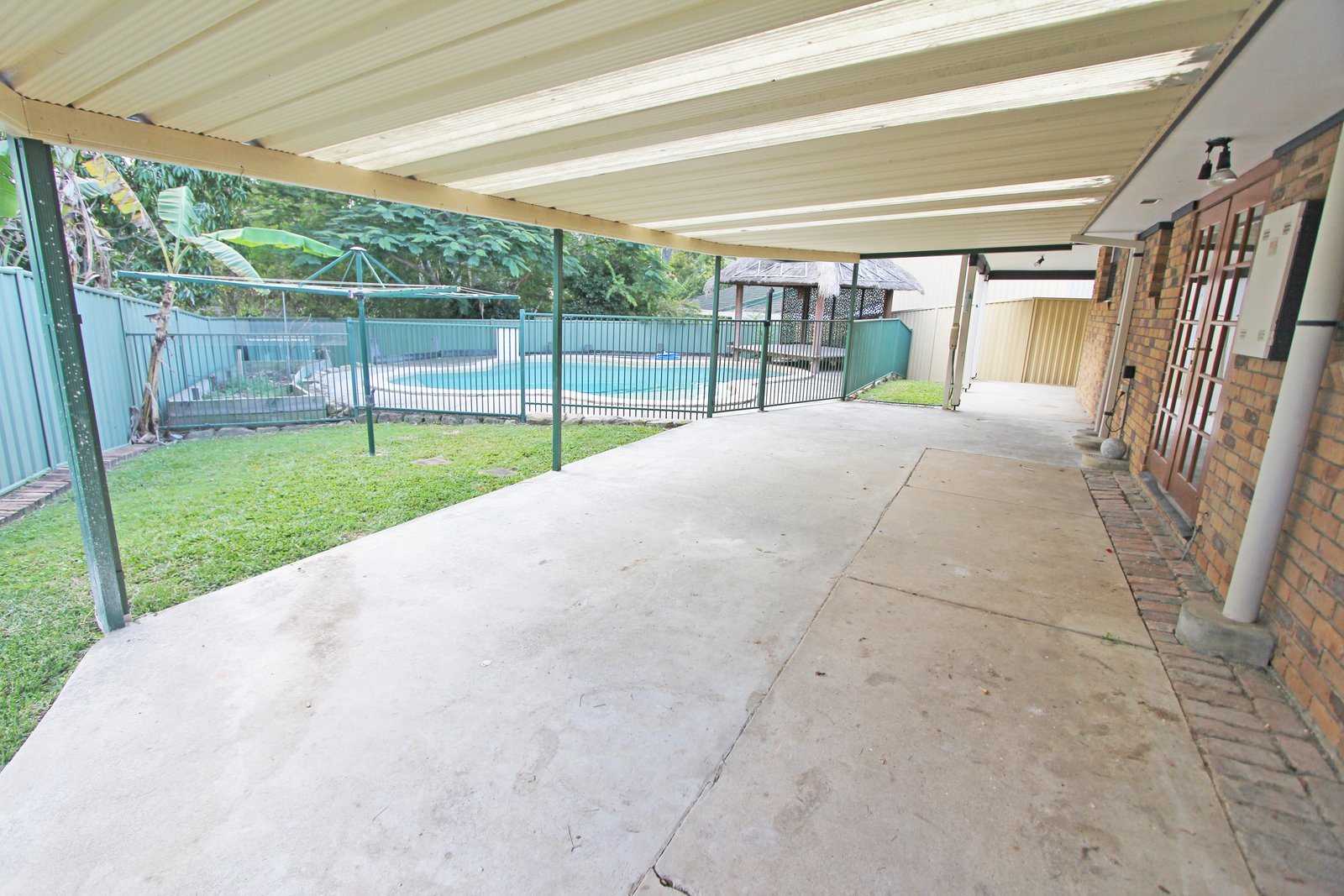12 Freda Street ASHMORE 14