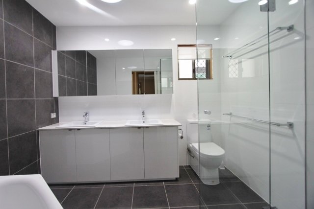 12 Freda Street ASHMORE 10