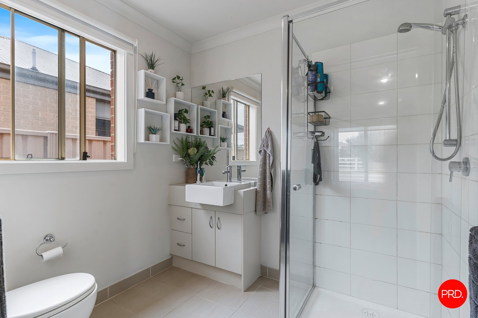 12 Furness Street KANGAROO FLAT 9