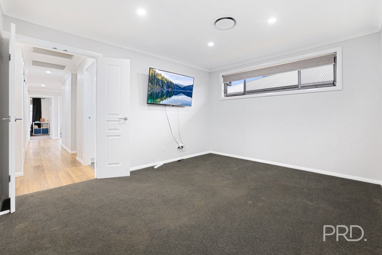 12 Galah Drive TAMWORTH 15