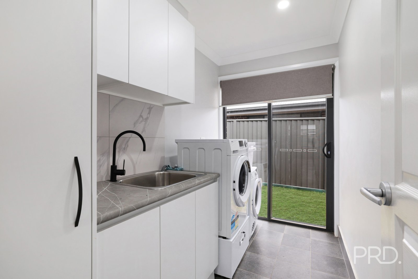 12 Galah Drive TAMWORTH 21