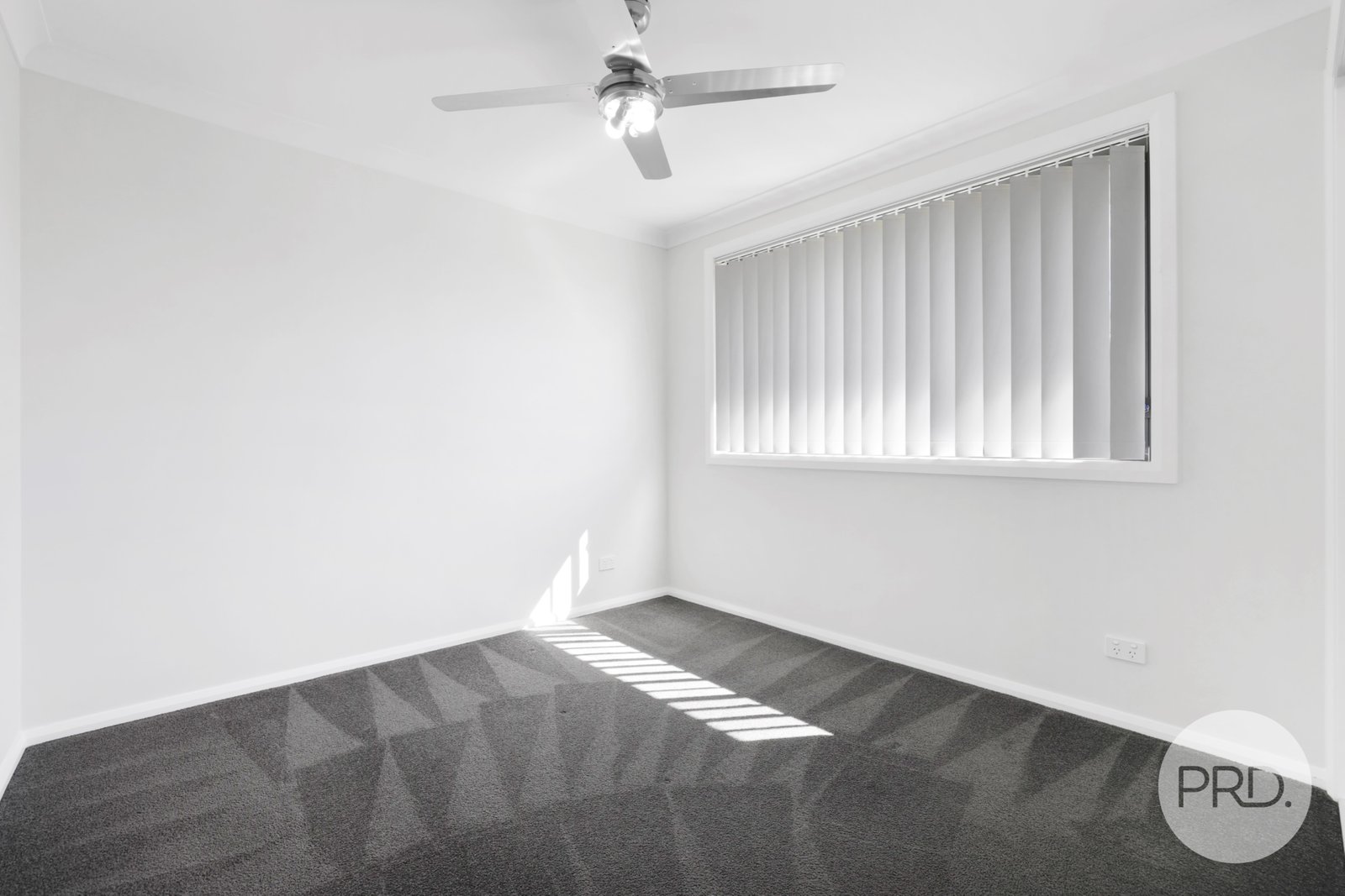12 Galloway Place TAMWORTH 16