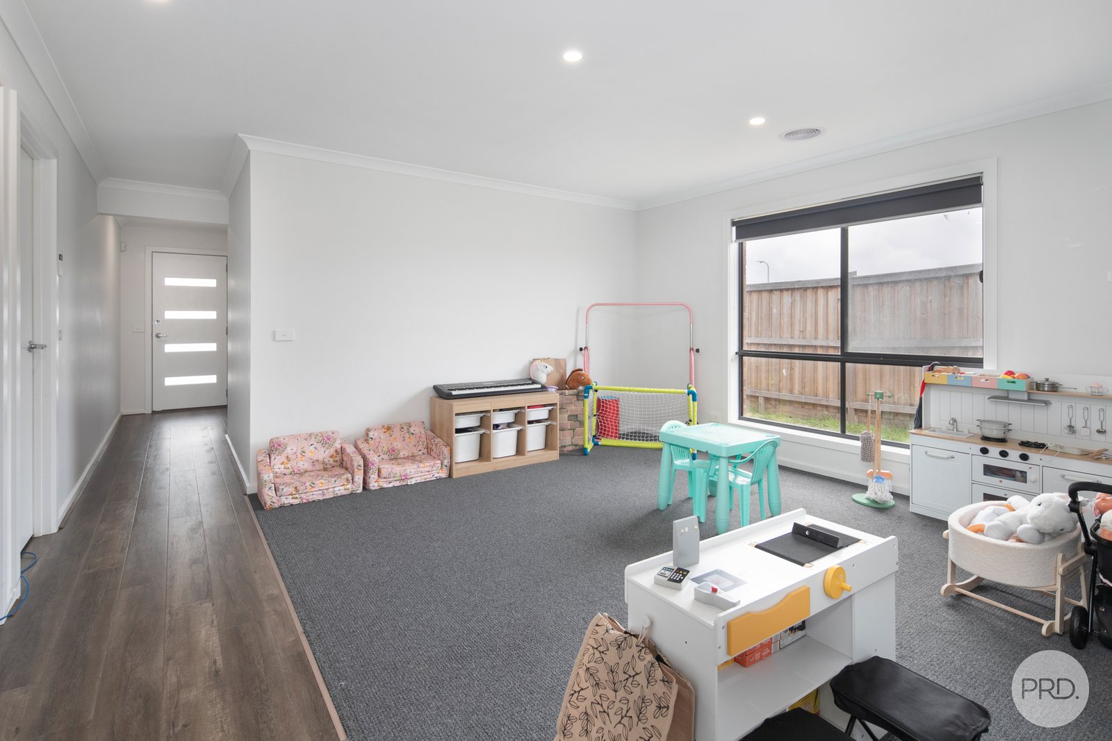 12 Gellibrand Road WINTER VALLEY 2