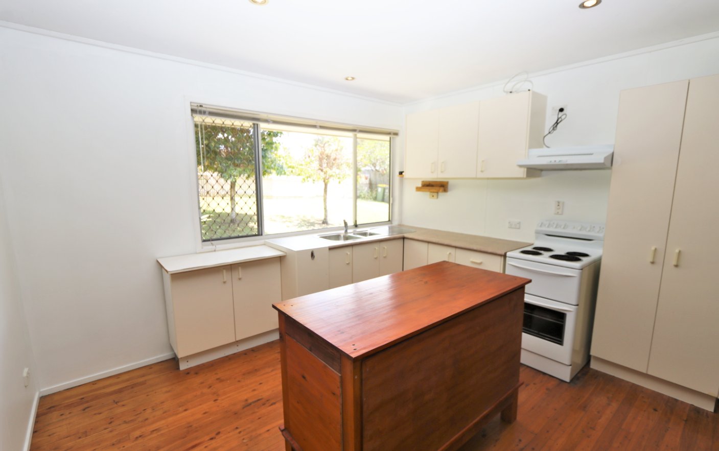 12 Gidgee Court MOLENDINAR 5