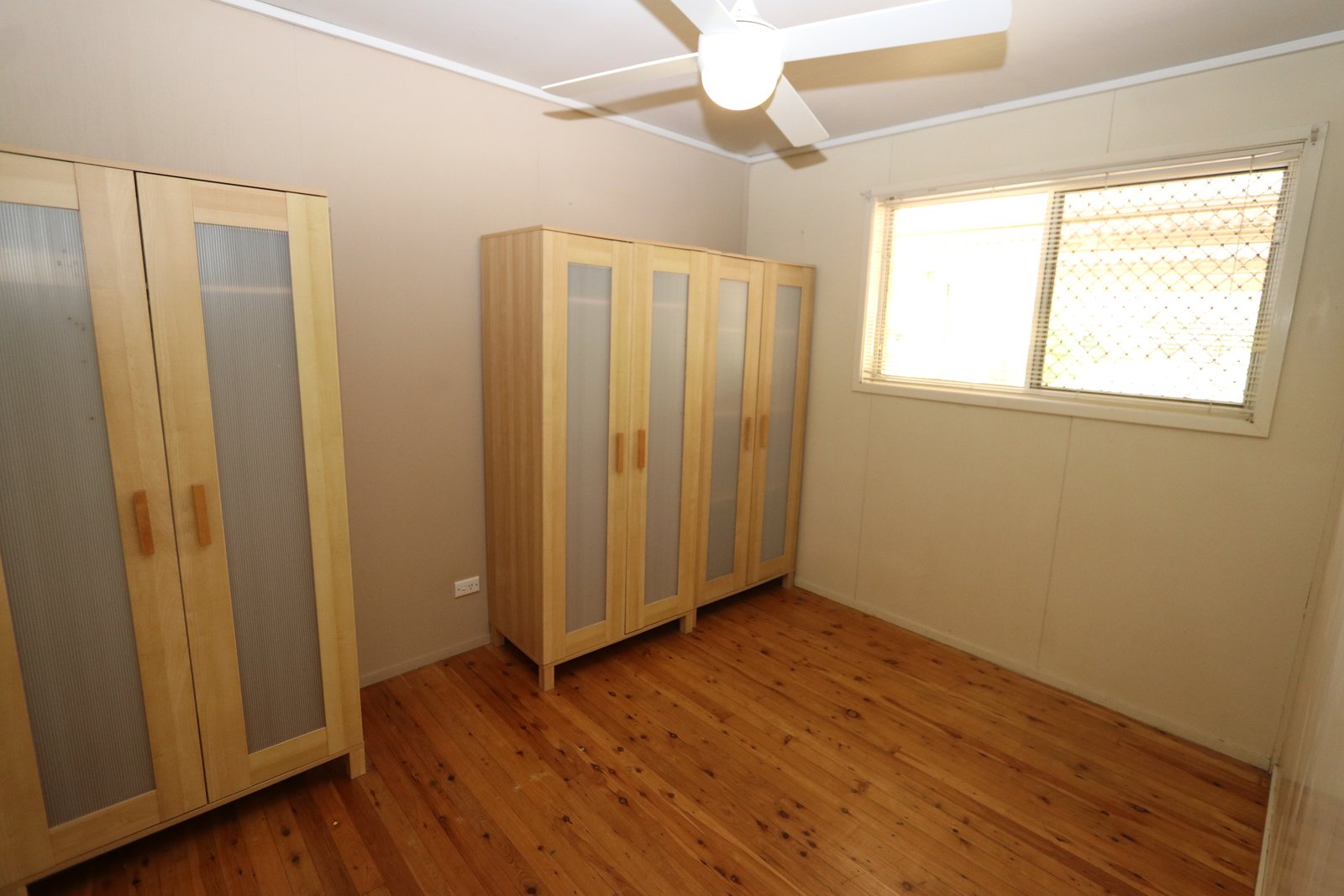 12 Gidgee Court MOLENDINAR 9
