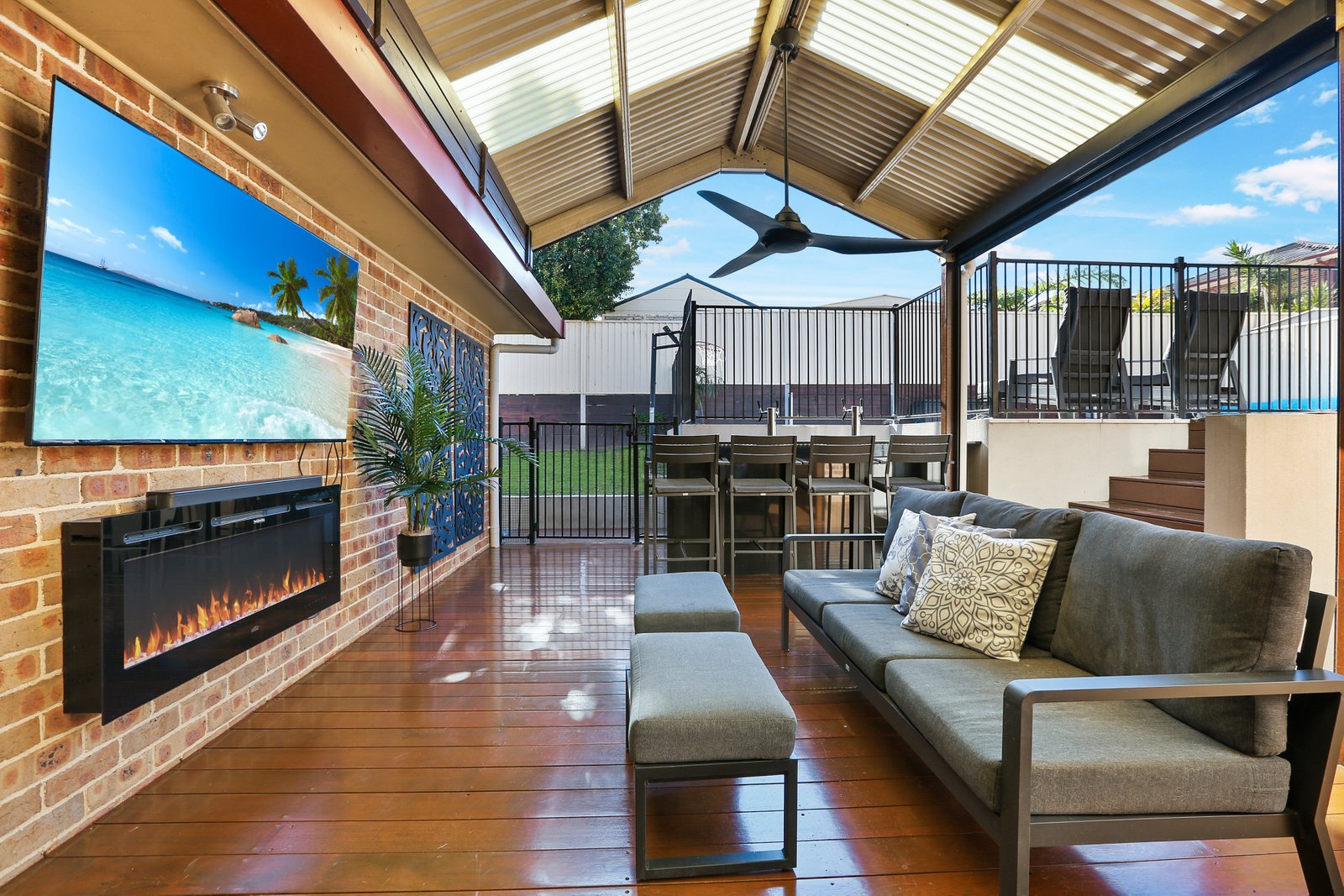 12 Glengarry Way HORSLEY 4