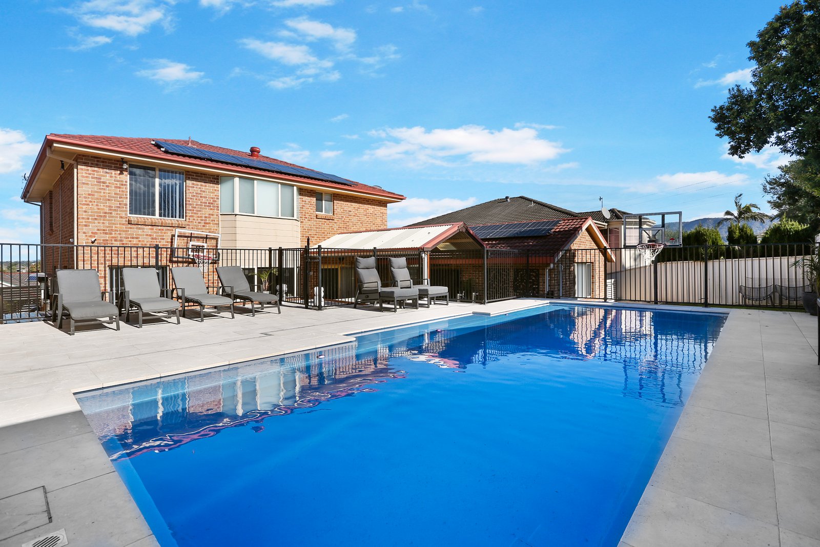 12 Glengarry Way HORSLEY 5