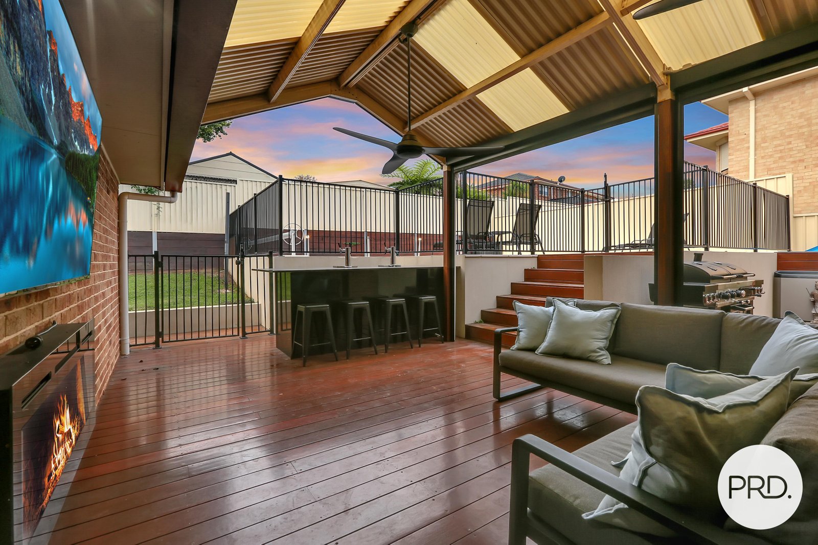 12 Glengarry Way HORSLEY 10