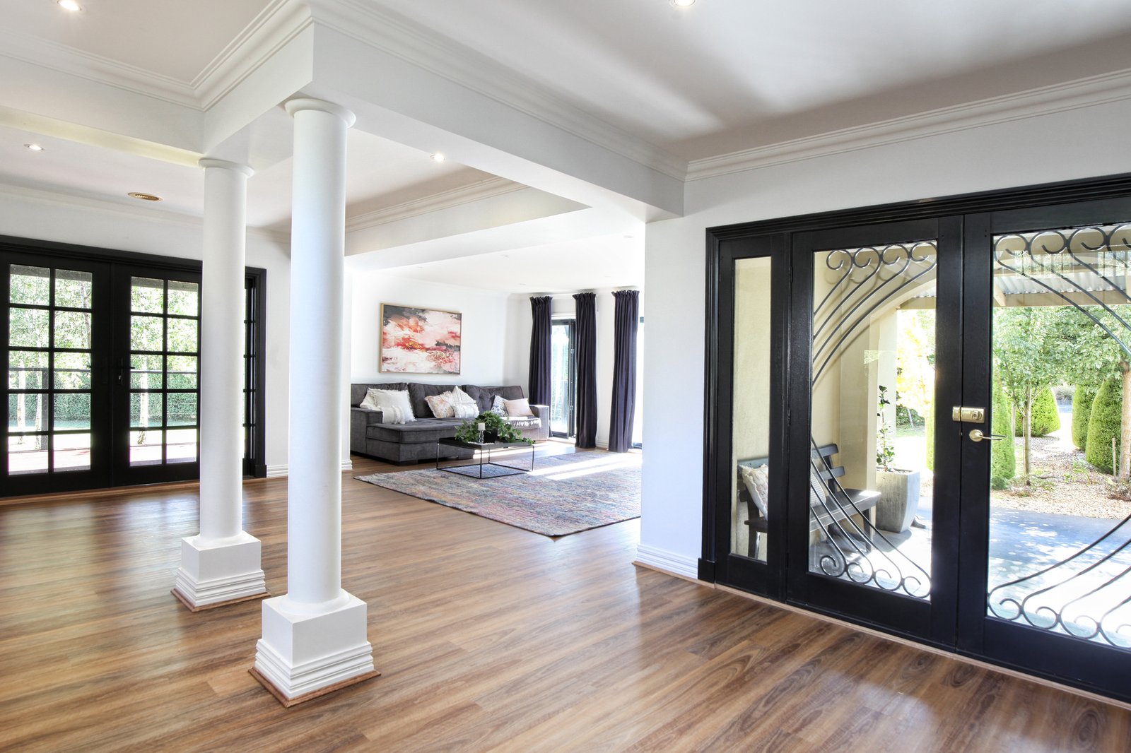 Real Estate and Property in 12 Glenns Court, Woodend, VIC