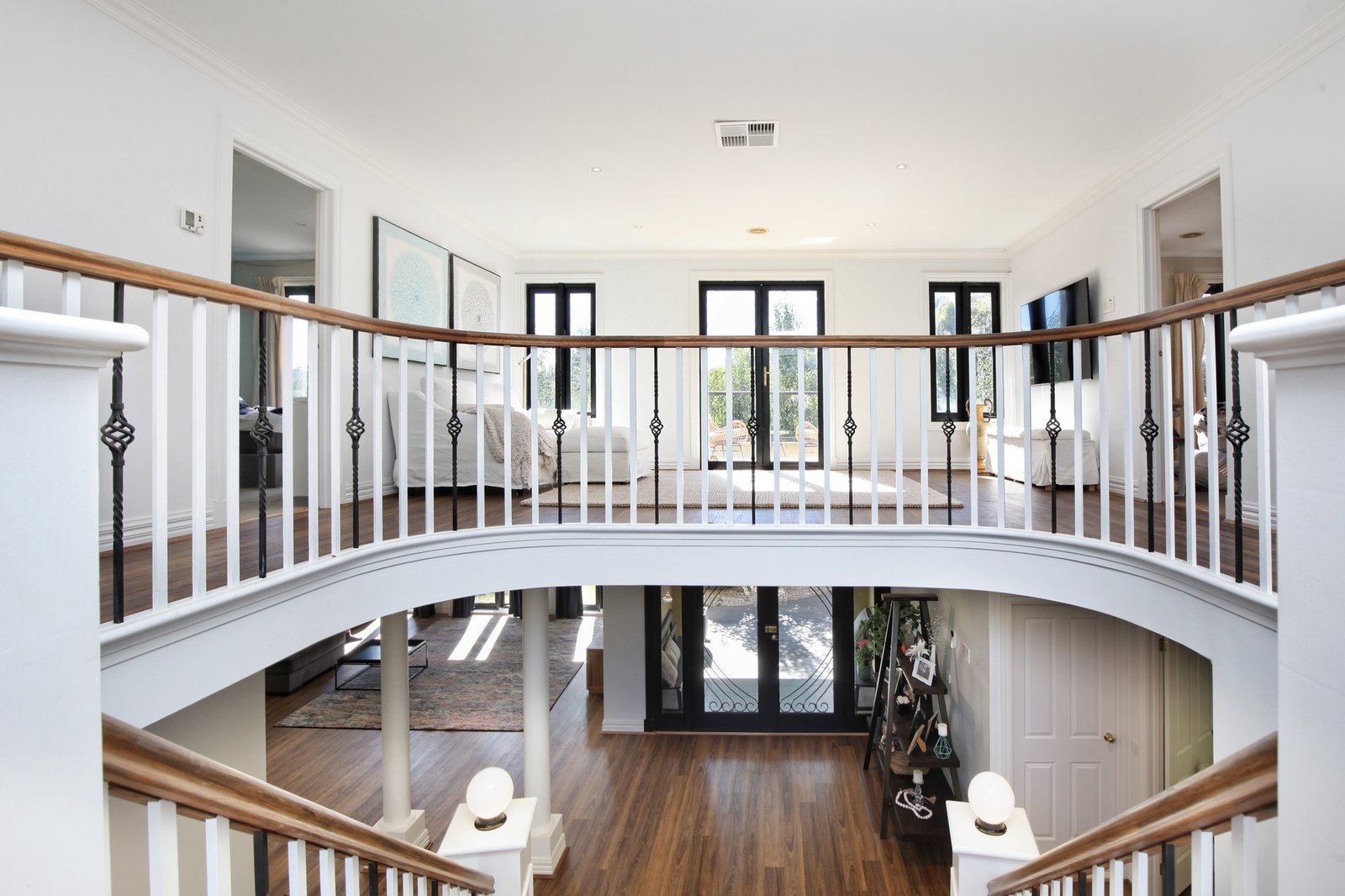 Real Estate and Property in 12 Glenns Court, Woodend, VIC