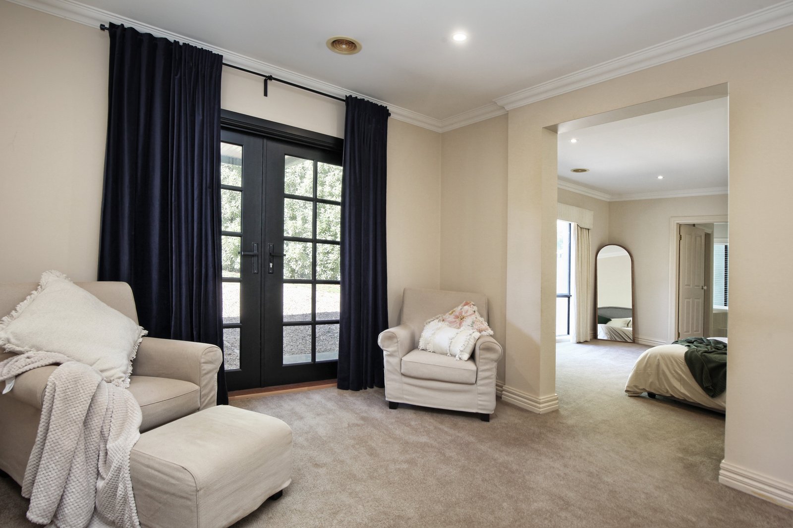 Real Estate and Property in 12 Glenns Court, Woodend, VIC