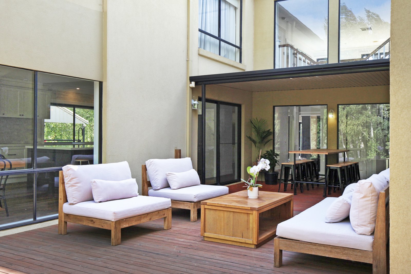 Real Estate and Property in 12 Glenns Court, Woodend, VIC