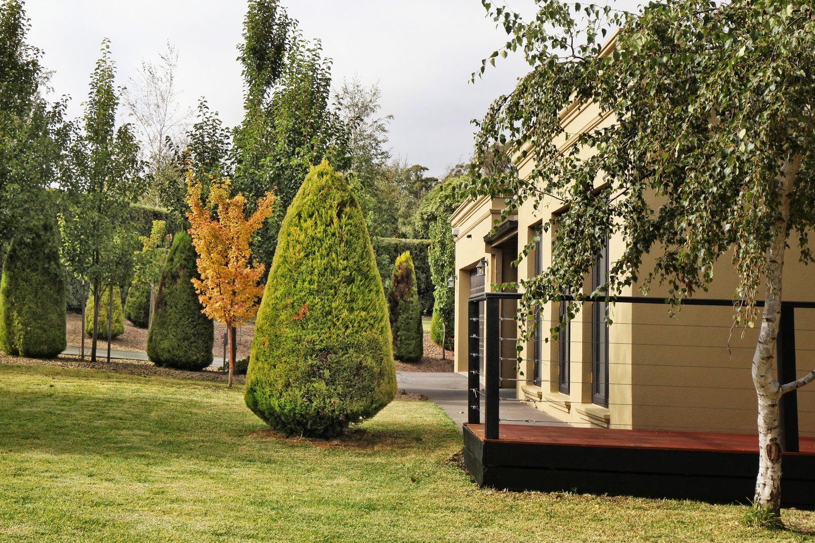 Real Estate and Property in 12 Glenns Court, Woodend, VIC