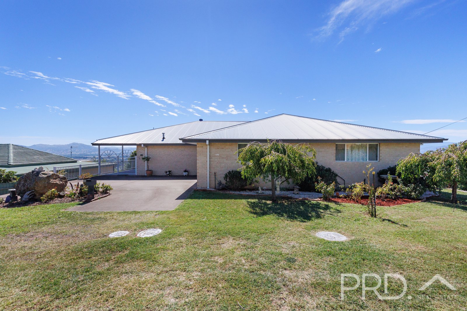 12 Godfrey Street TUMUT 1