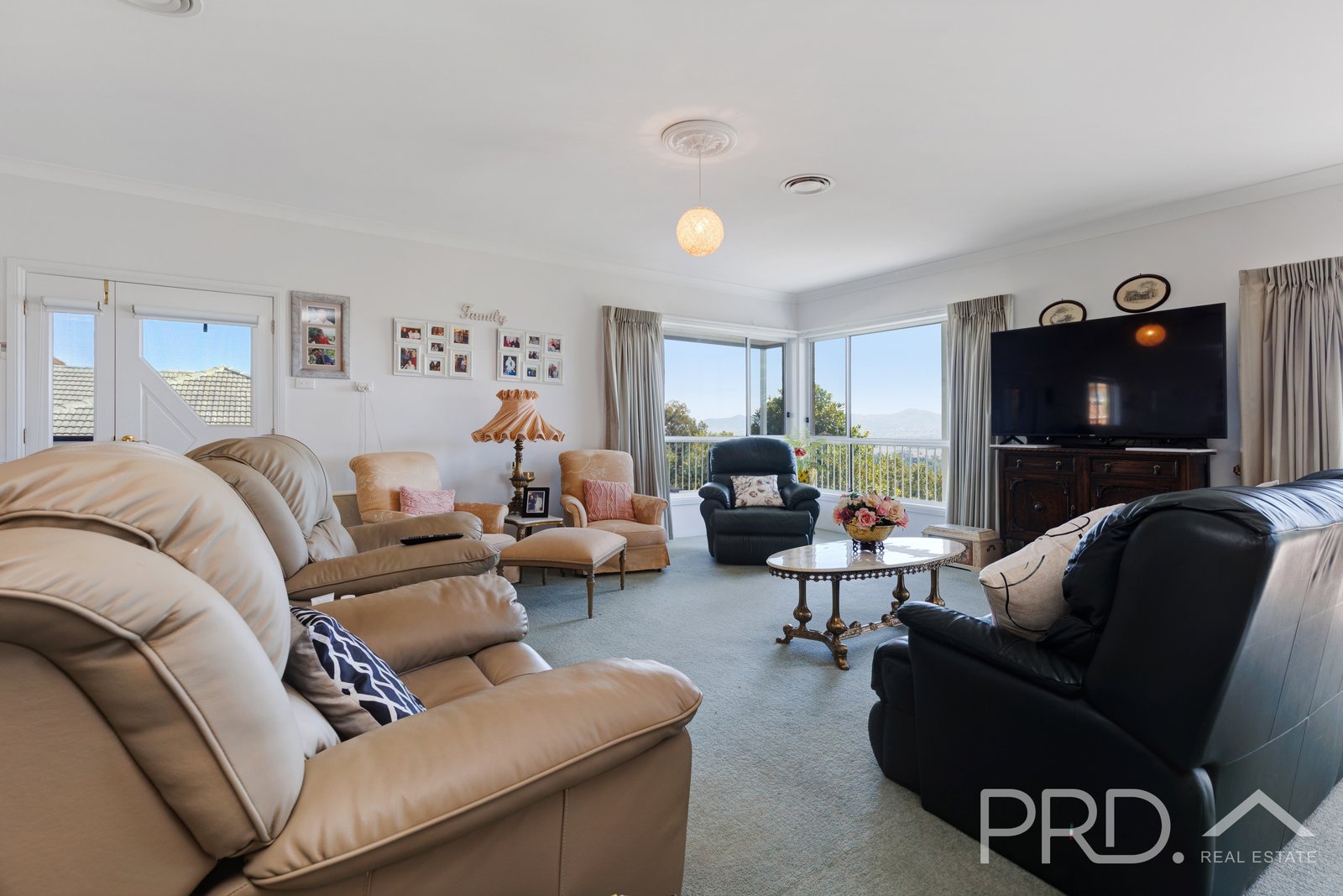 12 Godfrey Street TUMUT 9