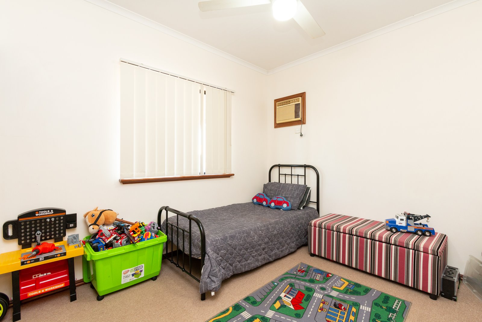 12 Godwit Crescent DJUGUN 9