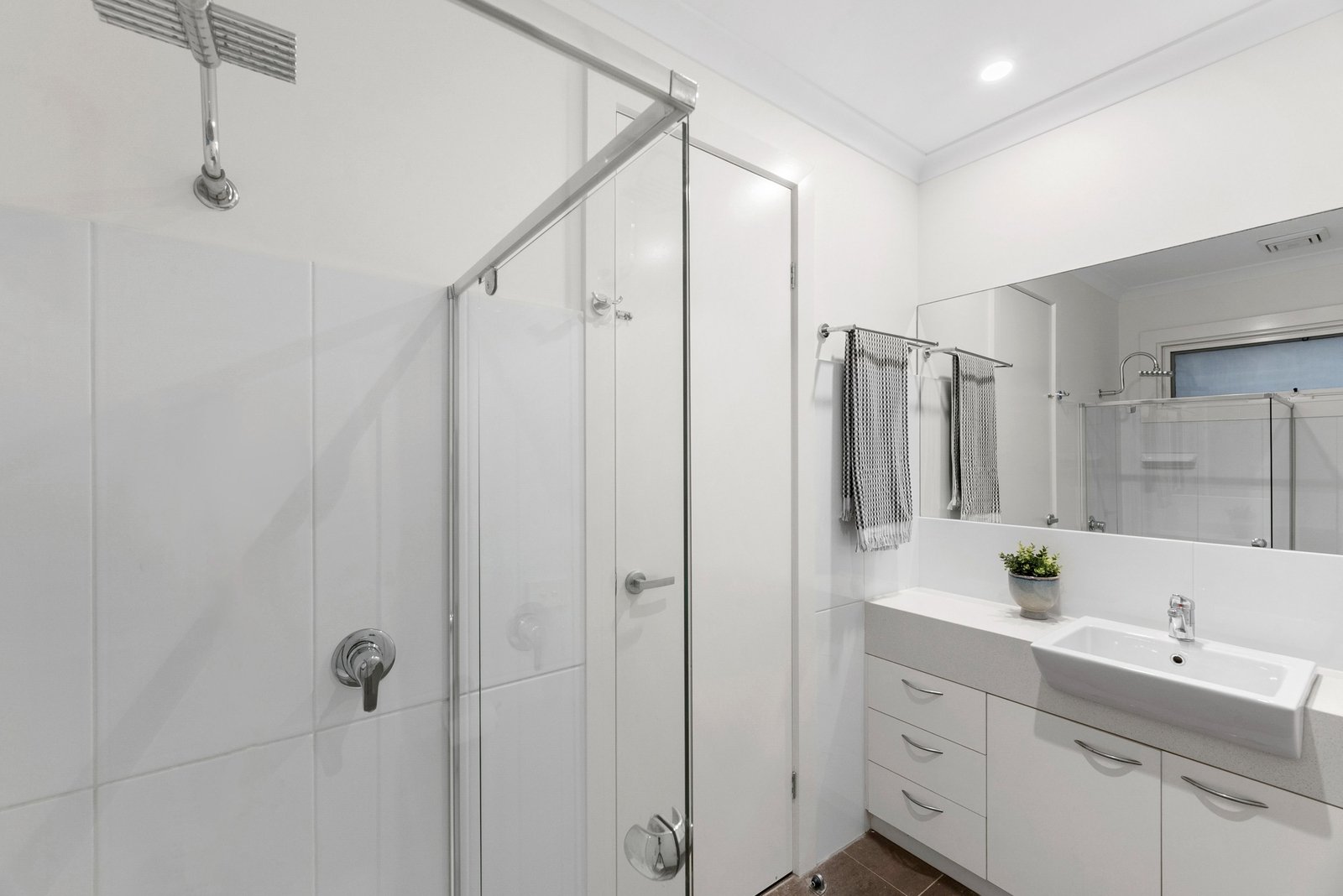 Real Estate and Property in 12 Golightly Street, Point Lonsdale, VIC