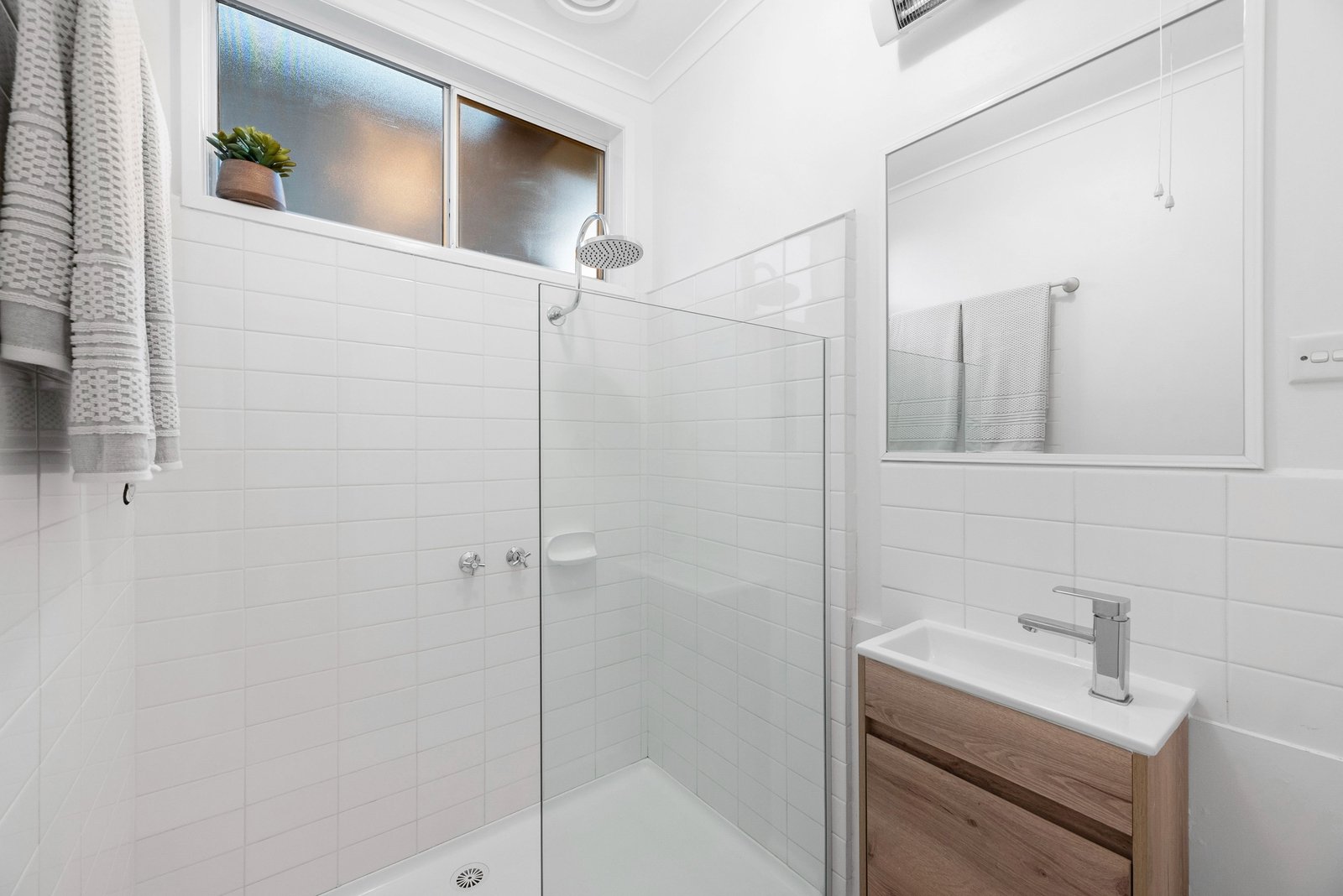 Real Estate and Property in 12 Golightly Street, Point Lonsdale, VIC