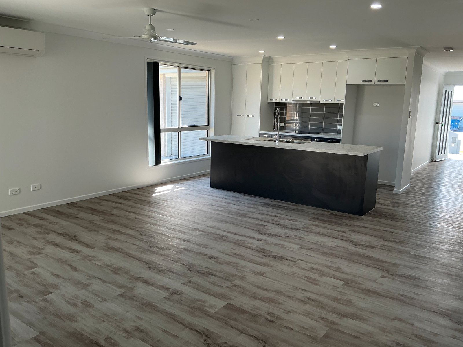 12 Grassbird Circuit WONDUNNA 3