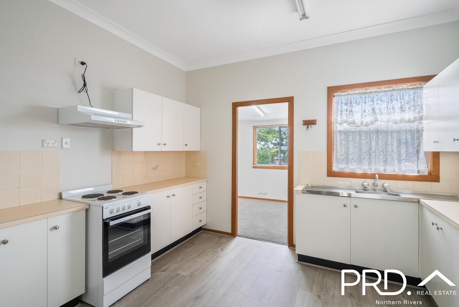 12 Gray Street CASINO 5