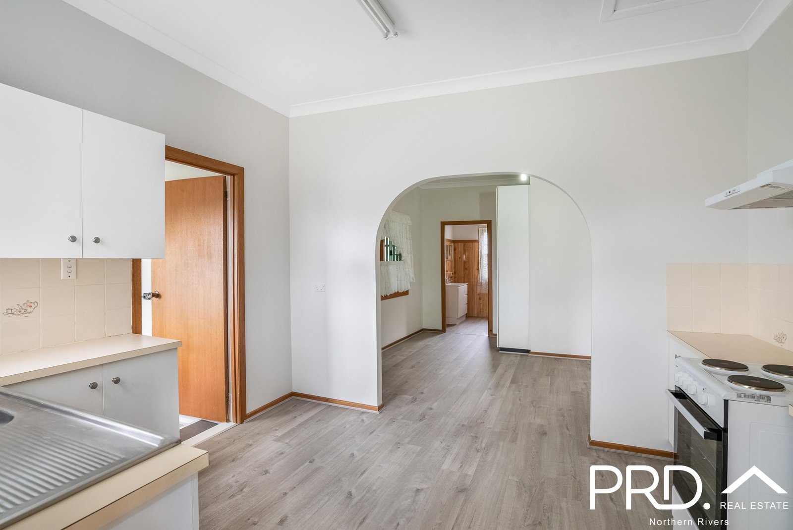 12 Gray Street CASINO 6