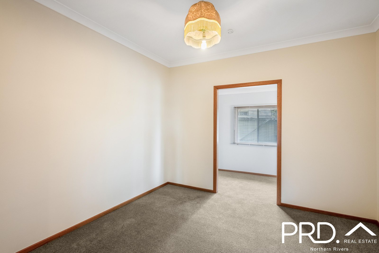 12 Gray Street CASINO 8