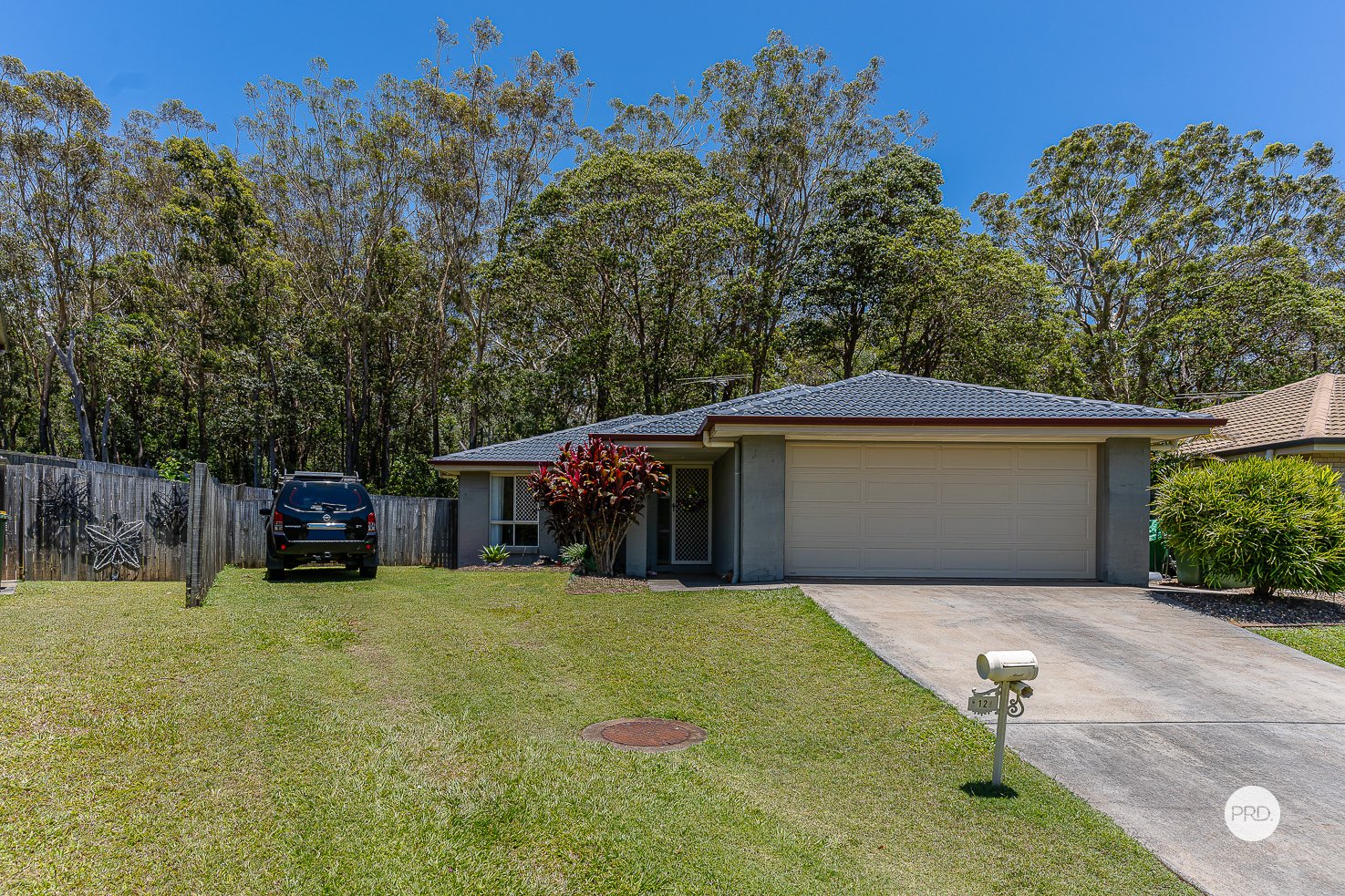 12 GREEN Place REDLAND BAY 4