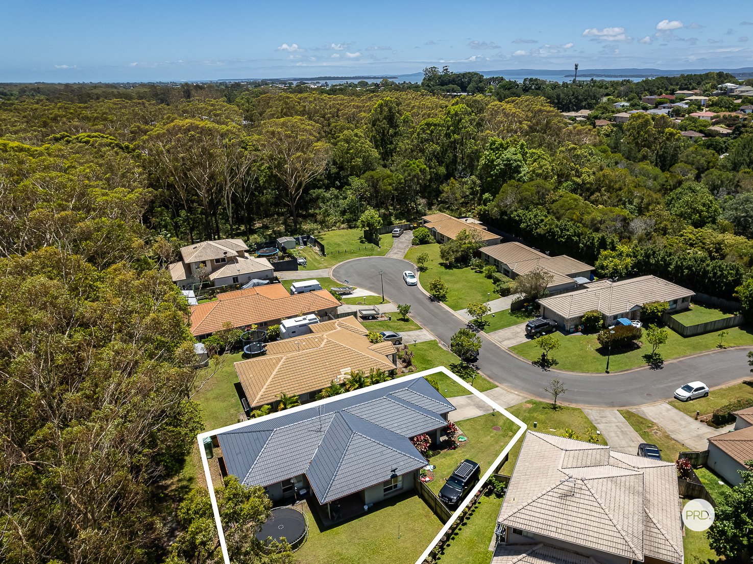 12 GREEN Place REDLAND BAY 9