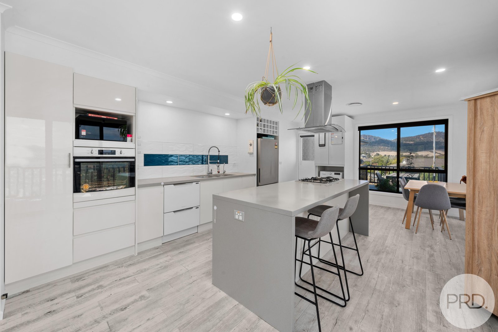 12 Grevillea Avenue OLD BEACH 1