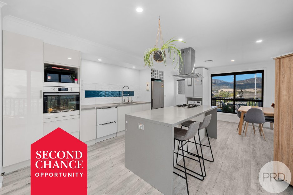 12 Grevillea Avenue OLD BEACH 1