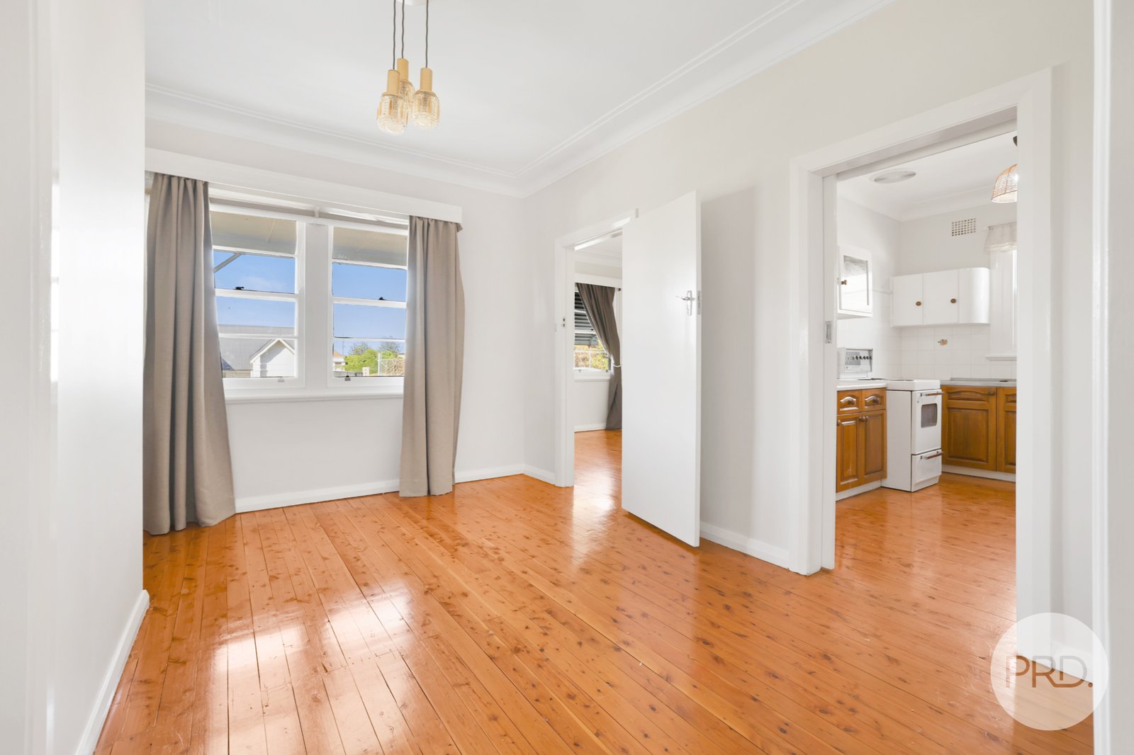 12 Griffin Avenue TAMWORTH 6