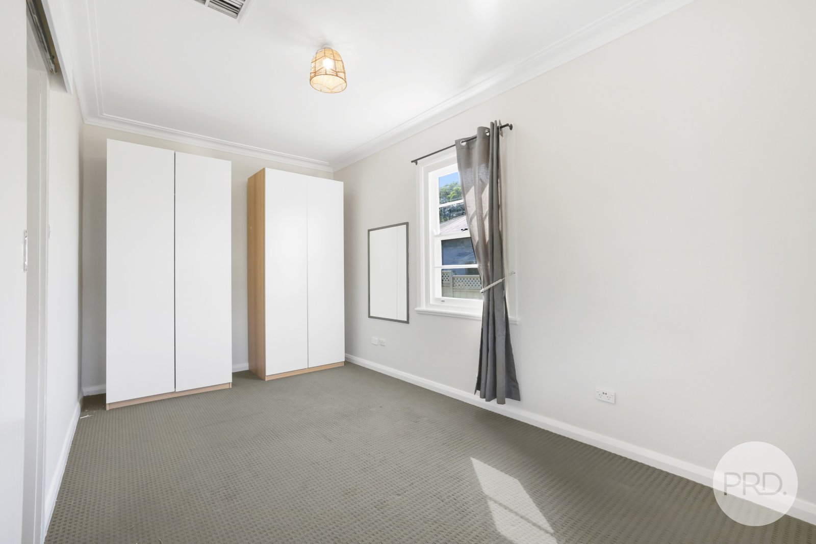 12 Griffin Avenue TAMWORTH 8