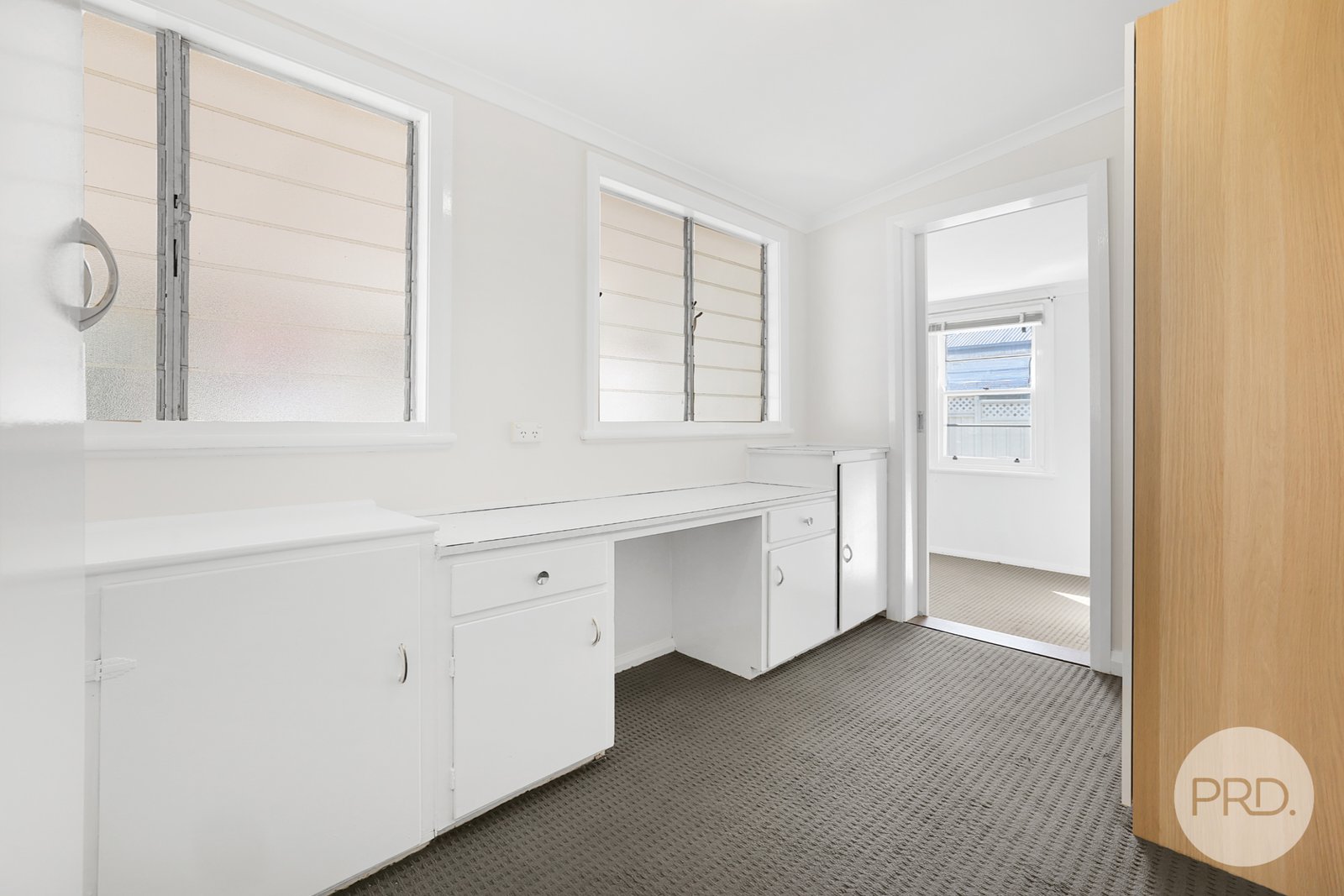 12 Griffin Avenue TAMWORTH 18