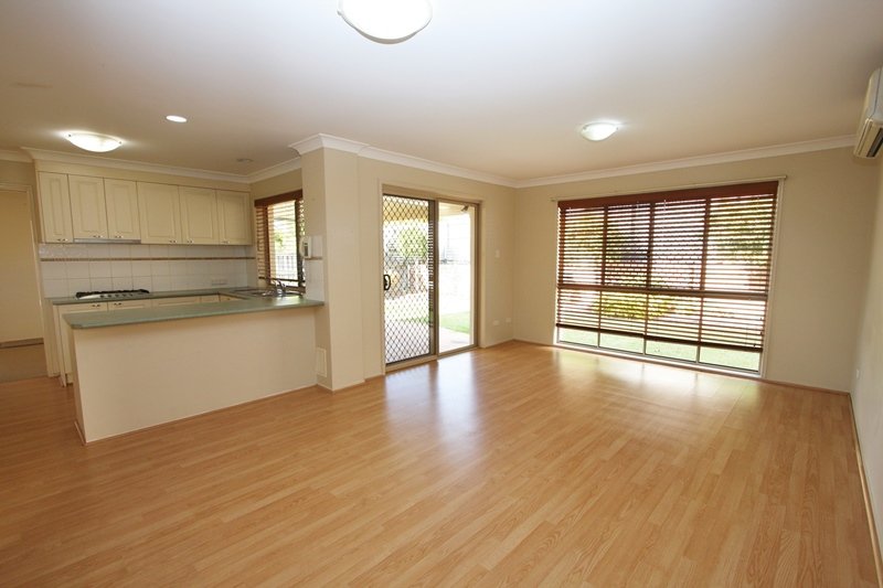 12 Gumview Place MOLENDINAR 4