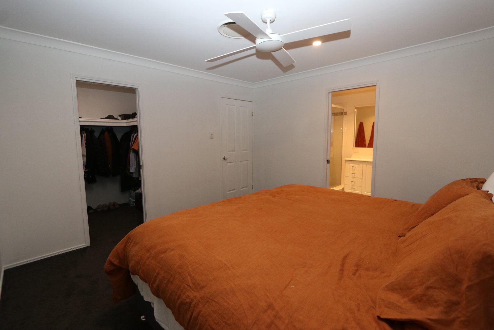 12 Gumview Place MOLENDINAR 9