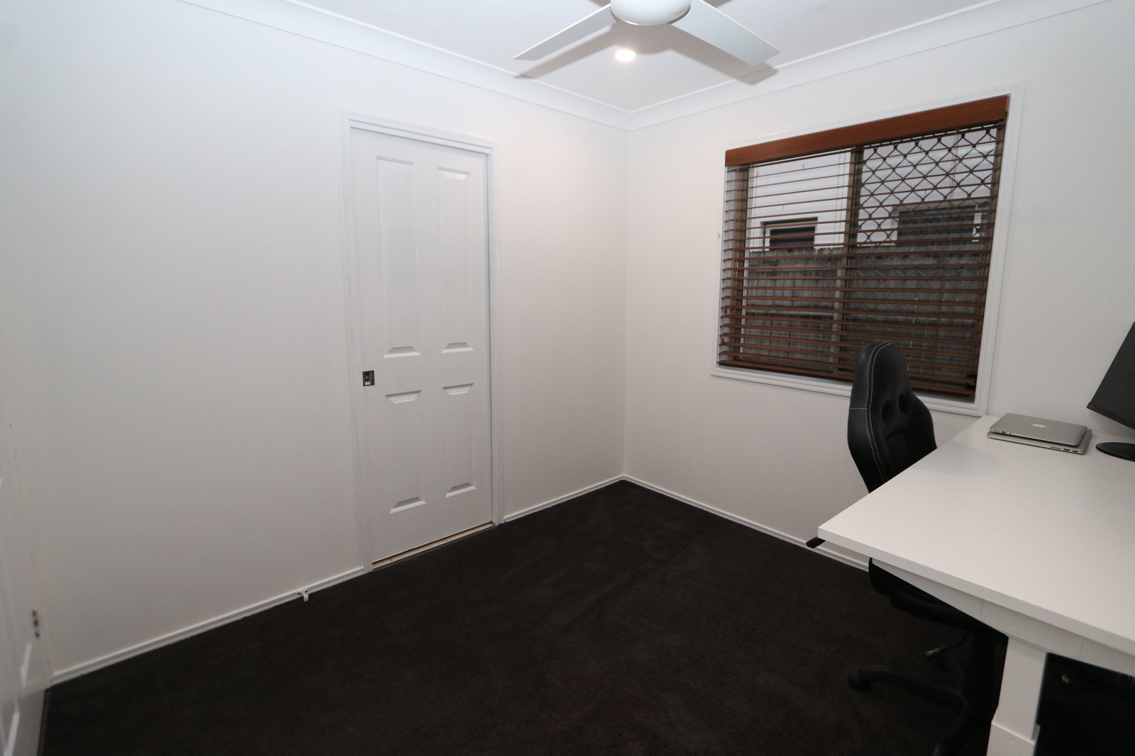 12 Gumview Place MOLENDINAR 17