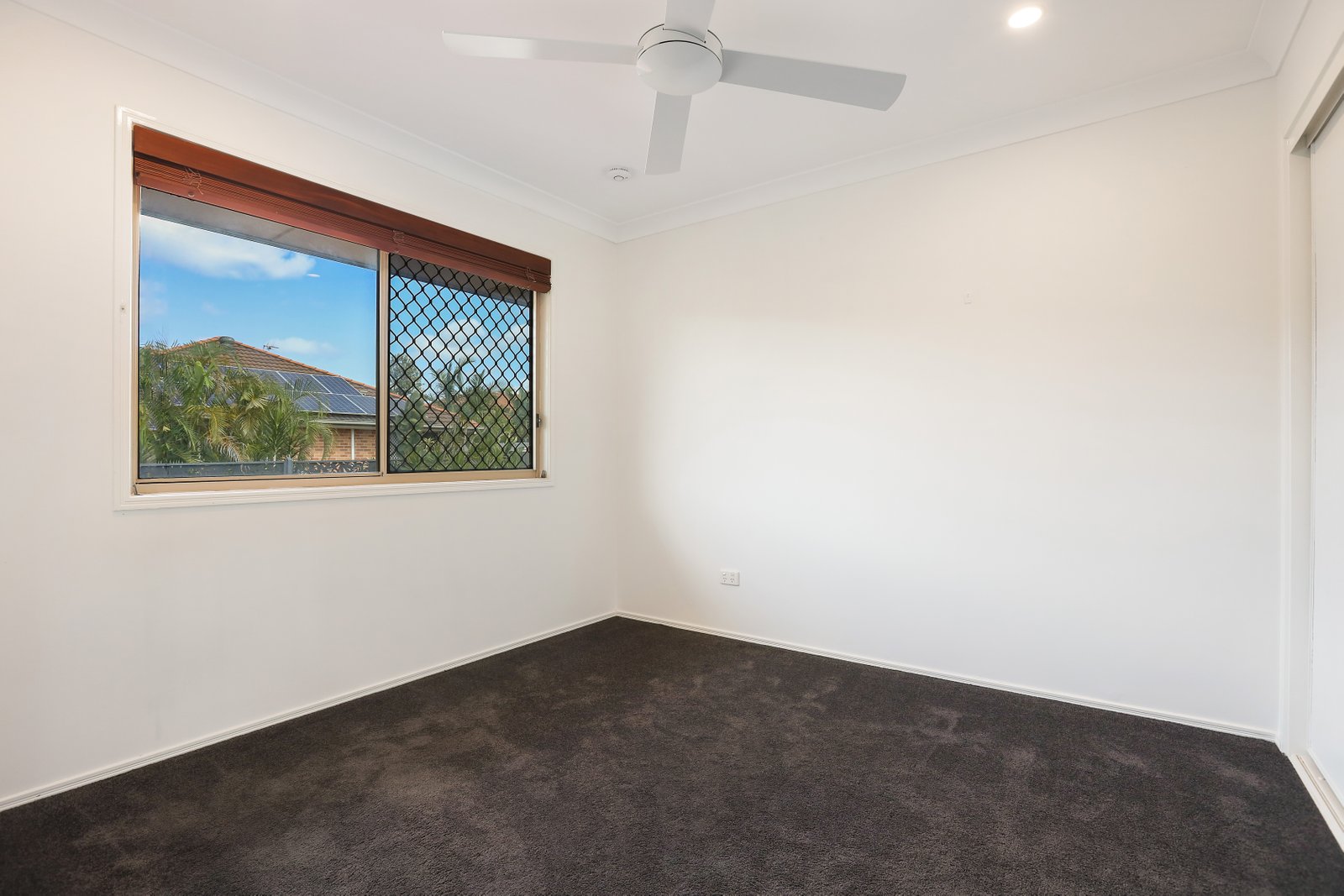 12 Gumview Place MOLENDINAR 13