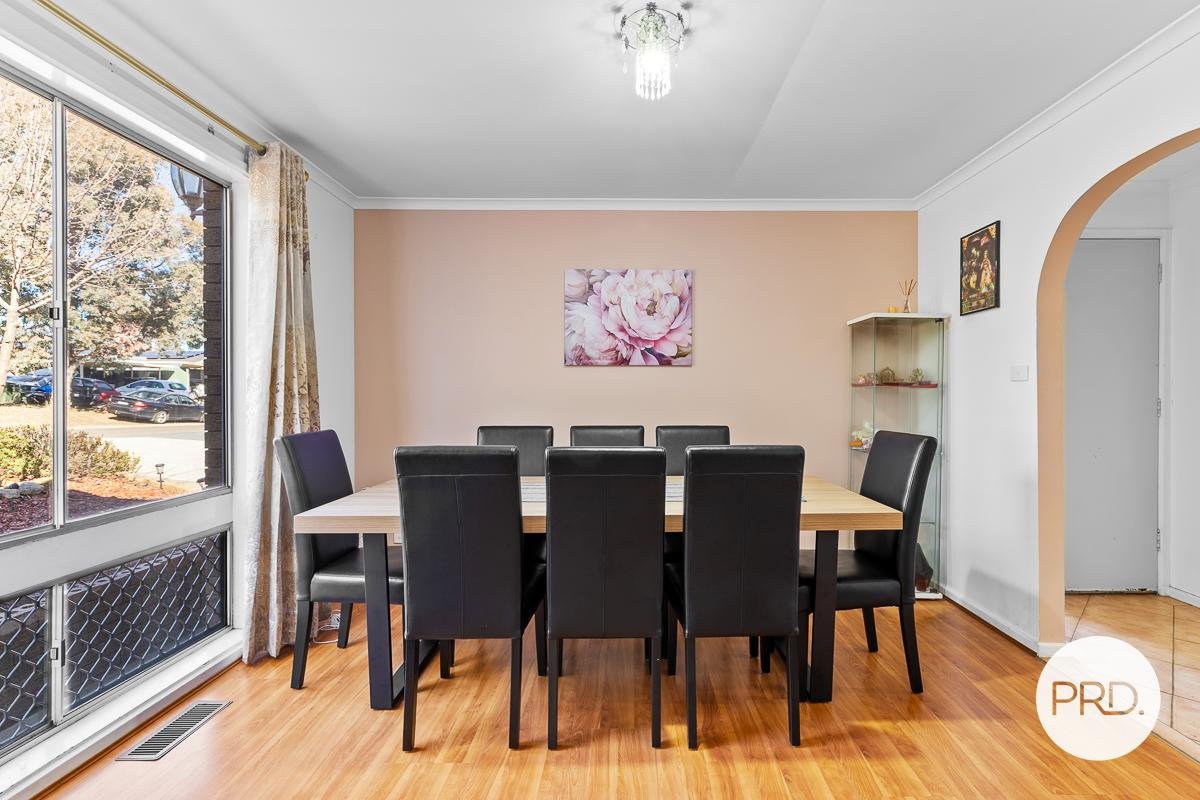 12 Guthridge Crescent WANNIASSA 6