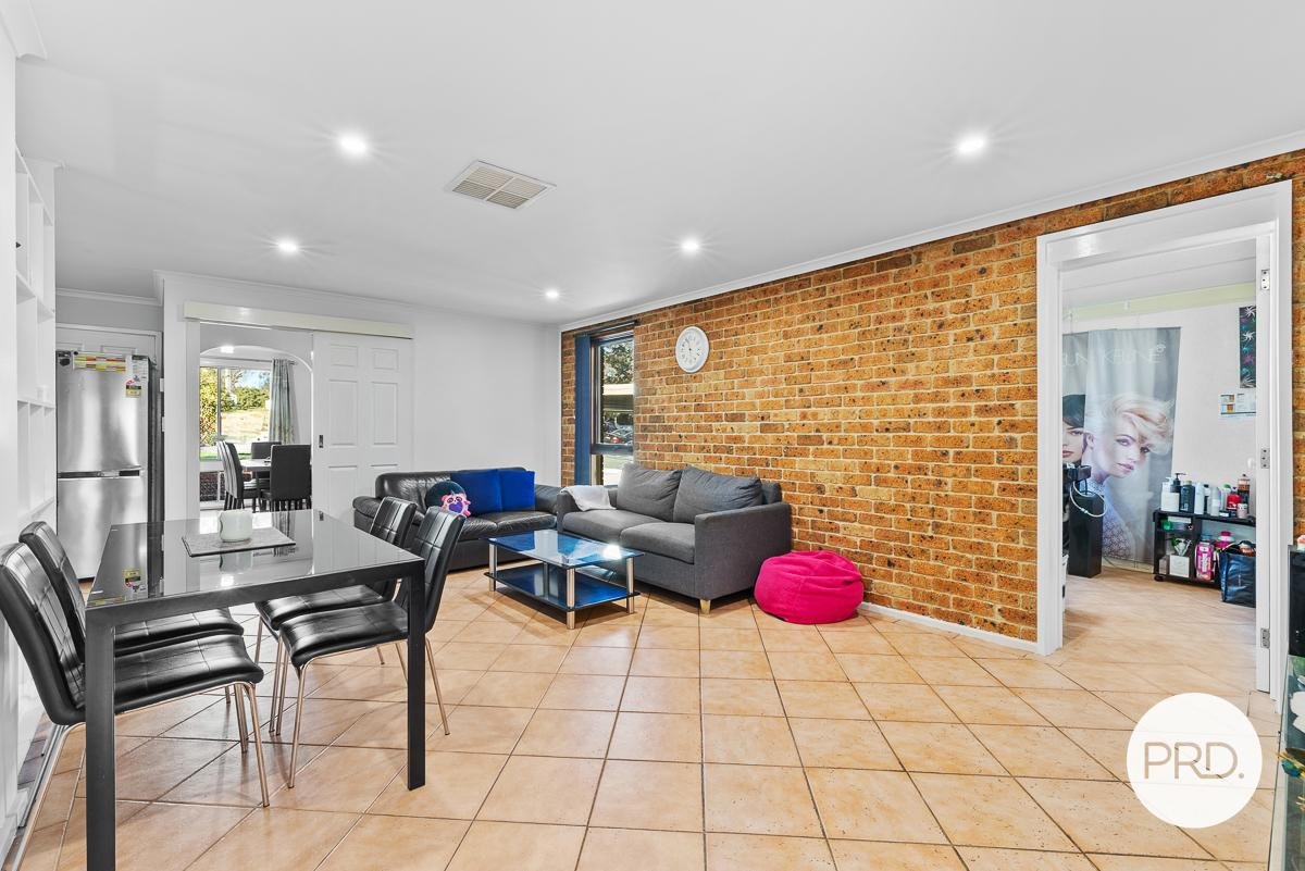 12 Guthridge Crescent WANNIASSA 7