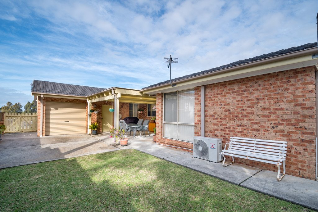12 Habeda Avenue HORSLEY 3