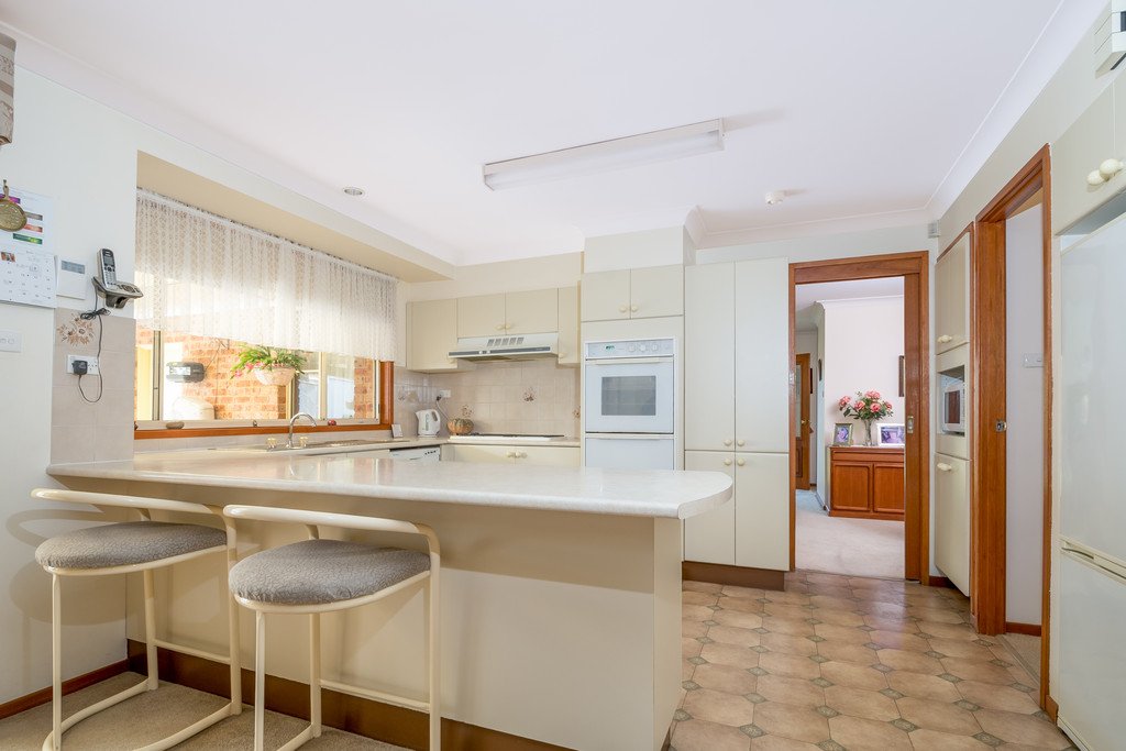 12 Habeda Avenue HORSLEY 6