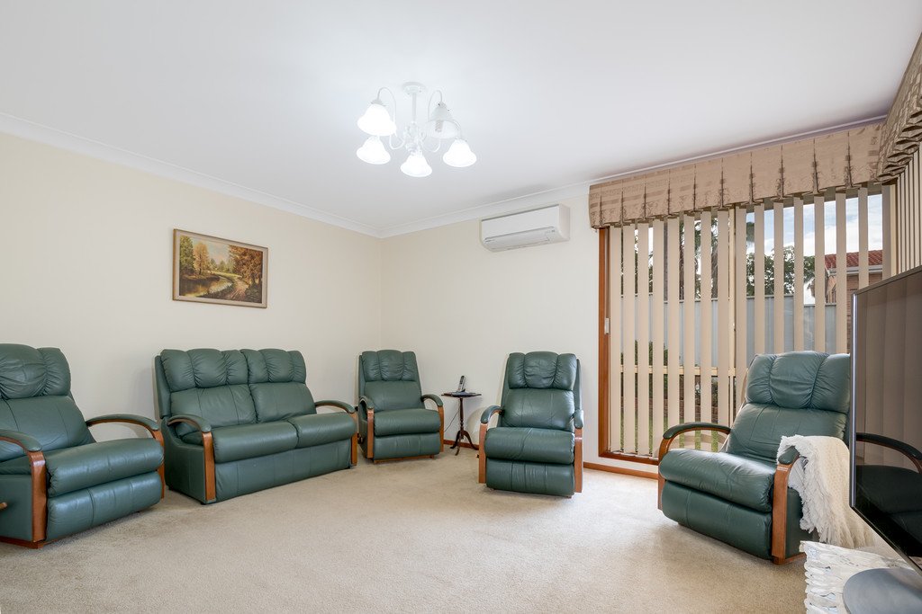 12 Habeda Avenue HORSLEY 9
