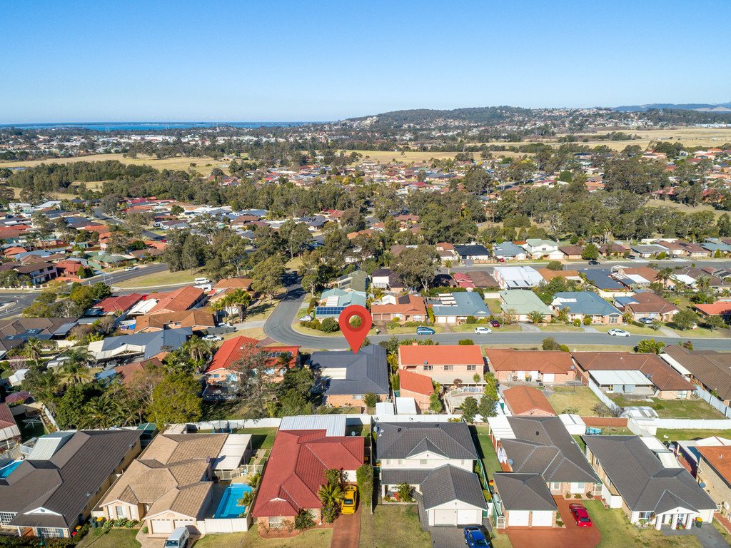 12 Habeda Avenue HORSLEY 14
