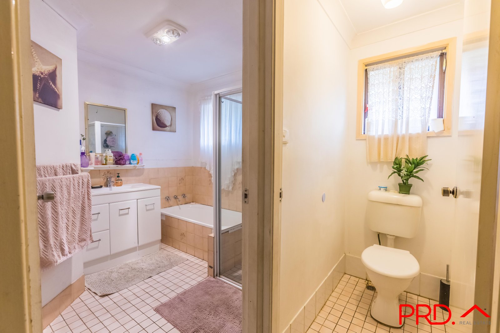 12 Hamilton Court TAMWORTH 9