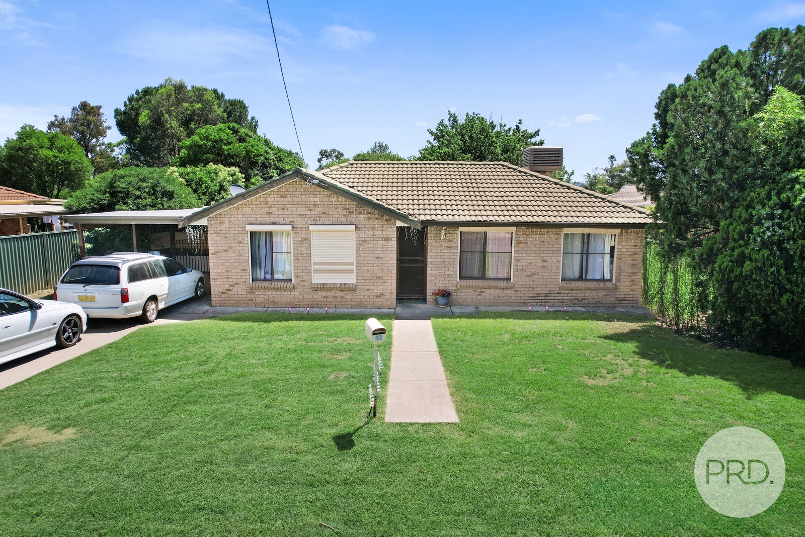 12 Hamilton Court TAMWORTH 1