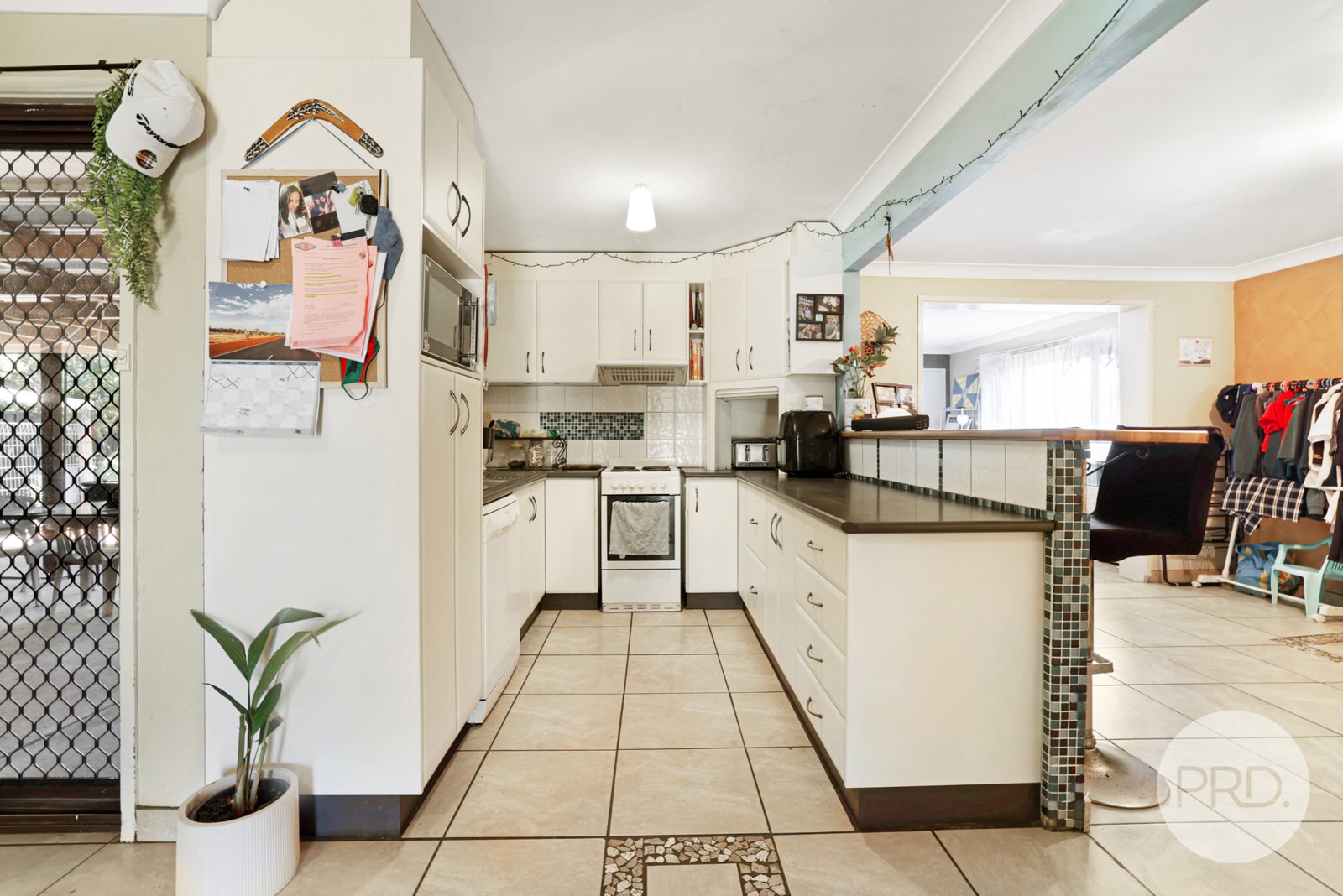 12 Hamilton Court TAMWORTH 5