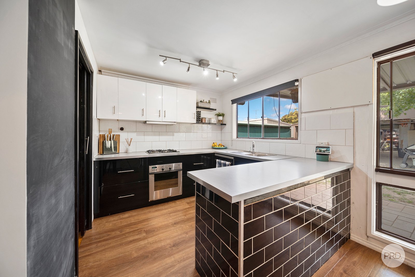 12 Havilah Road LONG GULLY 2